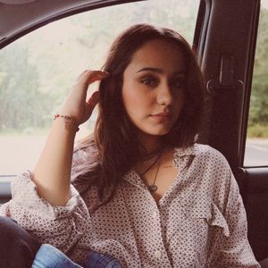 Meet your Posher, Natalia